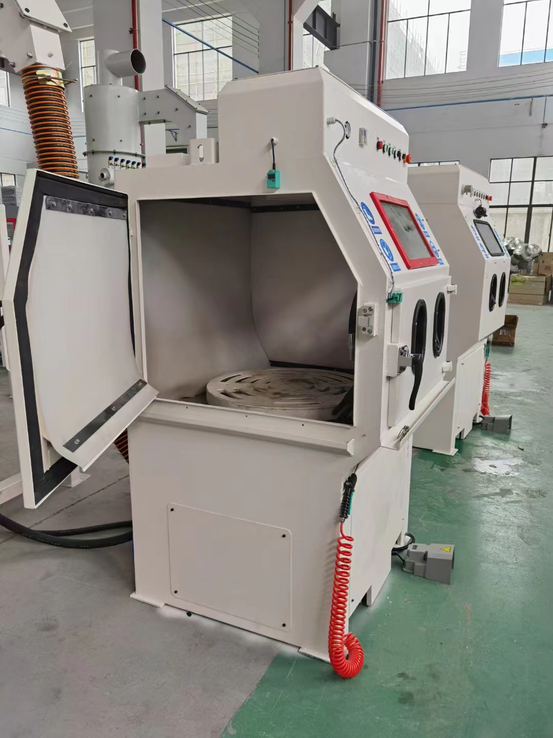 大兴移动式抛丸机的工作原理?