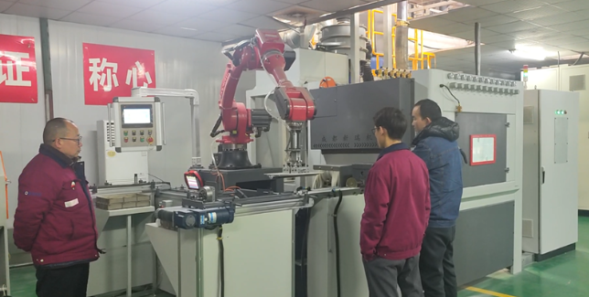 大兴自动喷砂机选型要点，看完少走弯路。