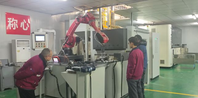 大兴干式喷砂机和湿式喷砂机 区别及适用场景